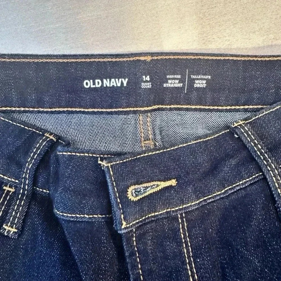 2/40$ Brand New Old Navy Straight Leg Size 14 Short Women’s Jeans - Picture 5 of 7